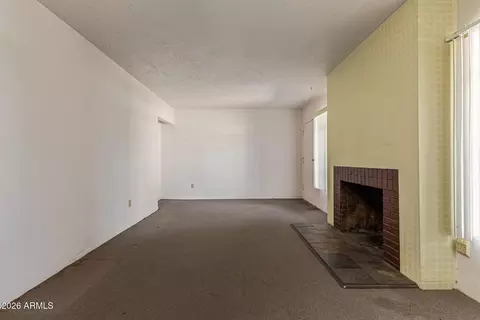Living - 6201 N 9th Pl, Phoenix, AZ 85014 photo 2 of 8