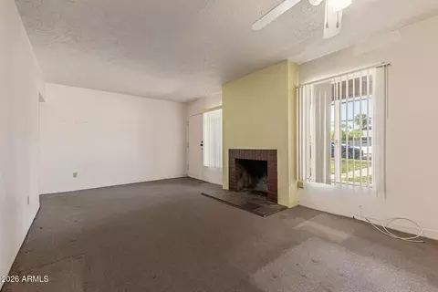 Living - 6201 N 9th Pl, Phoenix, AZ 85014 photo 3 of 8