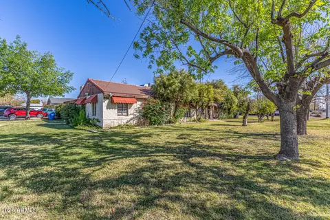 Exterior - 6201 N 9th Pl, Phoenix, AZ 85014 photo 3 of 14