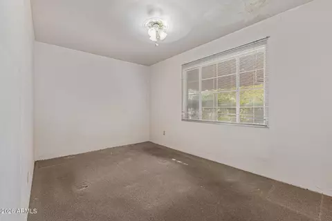 Bedroom - 6201 N 9th Pl, Phoenix, AZ 85014 photo 1 of 8
