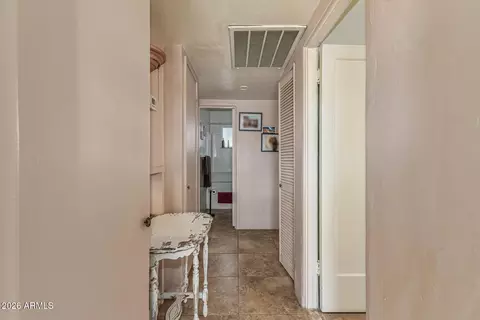 Entry Way - 6201 N 9th Pl, Phoenix, AZ 85014 photo 3 of 3