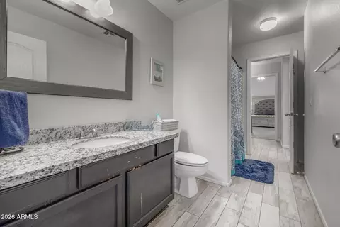 Bath - 2403 E Rosemonte Dr, Phoenix, AZ 85050 photo 3 of 3