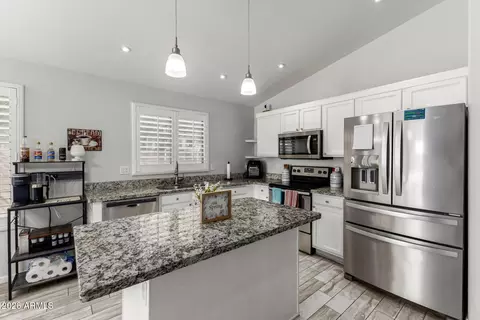 Kitchen - 2403 E Rosemonte Dr, Phoenix, AZ 85050 photo 6 of 6
