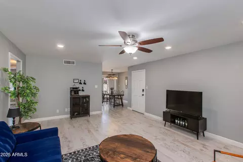 Living - 4201 E Camelback Rd #41, Phoenix, AZ 85018 photo 1 of 1