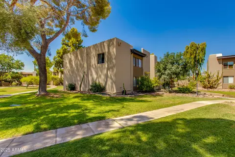 4201 E Camelback Rd #41, Phoenix, AZ 85018