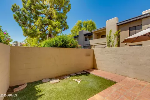 Exterior - 4201 E Camelback Rd #41, Phoenix, AZ 85018 photo 3 of 6