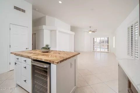 Kitchen - 3352 E Wildhorse Dr, Gilbert, AZ 85297 photo 4 of 4