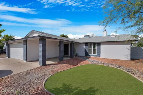 1700 W Rosal Dr, Chandler, AZ 85224