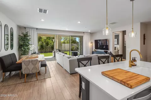 621 E Buckingham Ave, Gilbert, AZ 85297