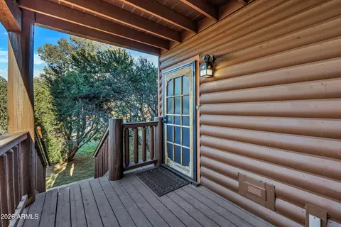 Exterior - 3028 Mearns Ln, Overgaard, AZ 85933 photo 5 of 8