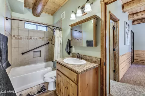 Bath - 3028 Mearns Ln, Overgaard, AZ 85933 photo 1 of 3