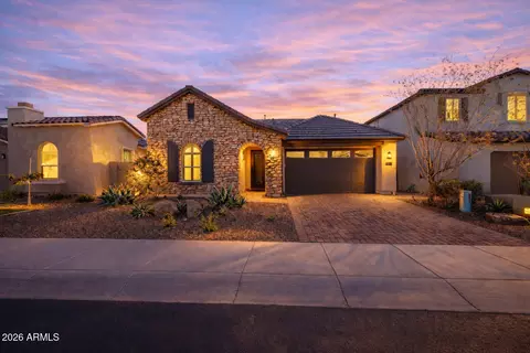 9785 W Robin Ln, Peoria, AZ 85383