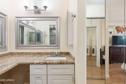 5210 E Coronado Cir, Phoenix, AZ 85044 photo 12