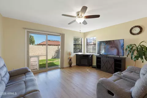 5210 E Coronado Cir, Phoenix, AZ 85044 photo 2