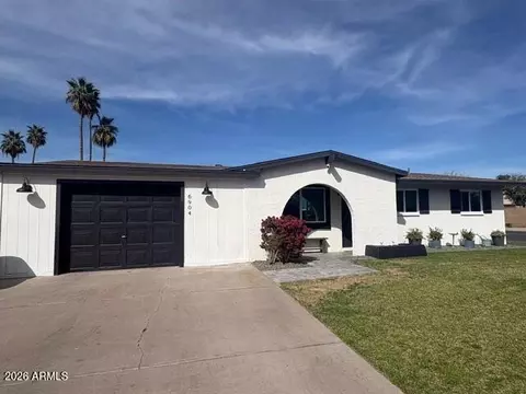 6904 W Rancho Dr, Glendale, AZ 85303