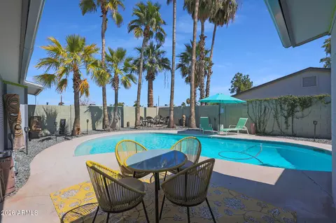 Exterior - 2201 E Marilyn Rd, Phoenix, AZ 85022 photo 3 of 11