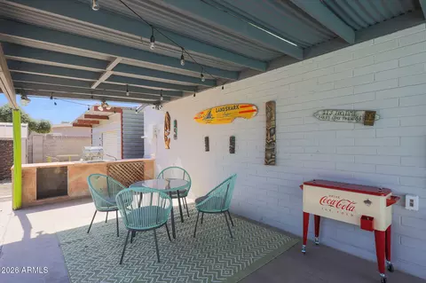Exterior - 2201 E Marilyn Rd, Phoenix, AZ 85022 photo 9 of 11