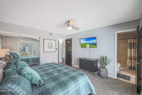 Bedroom - 2201 E Marilyn Rd, Phoenix, AZ 85022 photo 3 of 7
