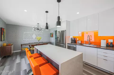 Kitchen - 2201 E Marilyn Rd, Phoenix, AZ 85022 photo 4 of 8