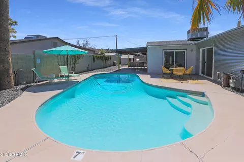 Exterior - 2201 E Marilyn Rd, Phoenix, AZ 85022 photo 5 of 11