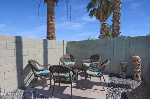 Exterior - 2201 E Marilyn Rd, Phoenix, AZ 85022 photo 7 of 11