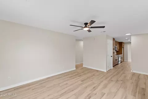 Living - 4331 N 70th Ave, Phoenix, AZ 85033 photo 4 of 9