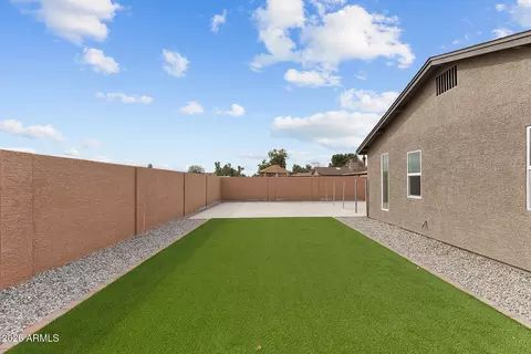 Exterior - 4331 N 70th Ave, Phoenix, AZ 85033 photo 6 of 6