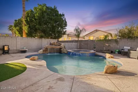 2018 E Wahalla Ln, Phoenix, AZ 85024 photo 3