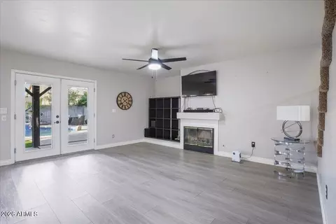 2018 E Wahalla Ln, Phoenix, AZ 85024 photo 10