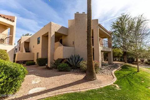 9275 E Mission Ln #207, Scottsdale, AZ 85258