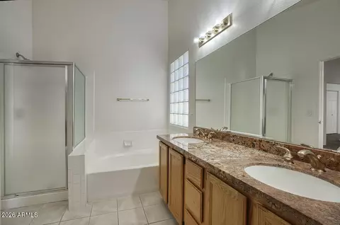 Bath - 4302 E Rock Wren Rd, Phoenix, AZ 85044 photo 2 of 2