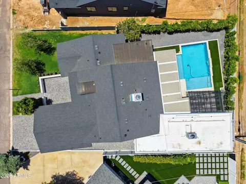 View/Area - 4348 E Mitchell Dr, Phoenix, AZ 85018 photo 1 of 2