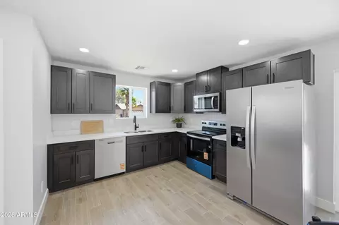454 S Pioneer --, Mesa, AZ 85204