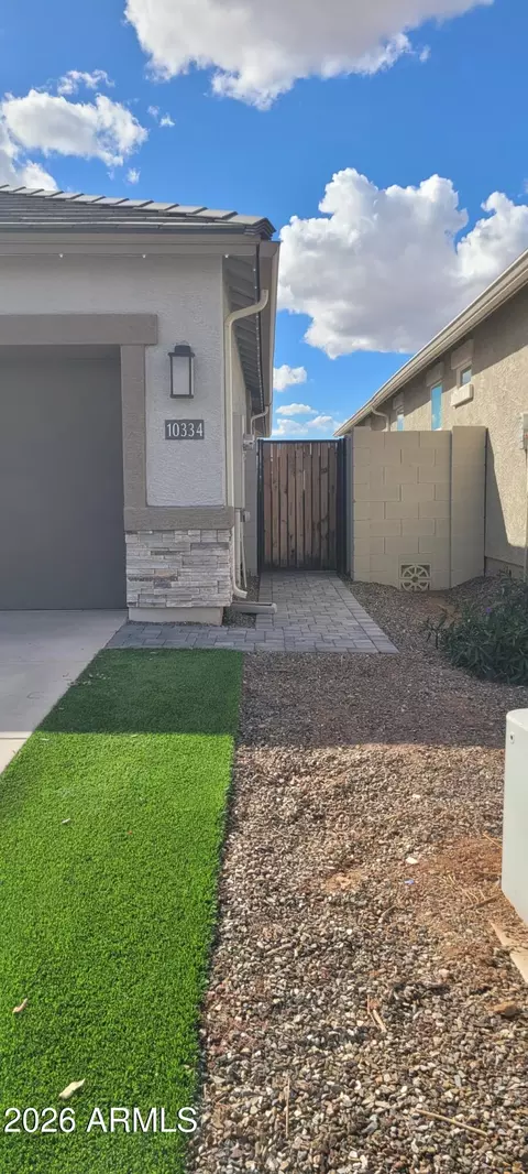 Exterior - 10334 S Desert View Dr, Apache Junction, AZ 85120 photo 2 of 3