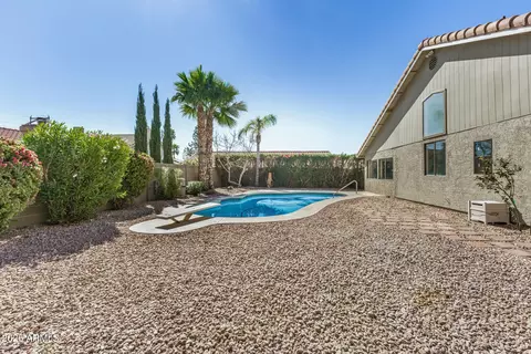 Exterior - 12617 S 39th Pl, Phoenix, AZ 85044 photo 5 of 6