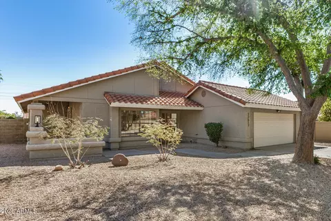 12617 S 39th Pl, Phoenix, AZ 85044