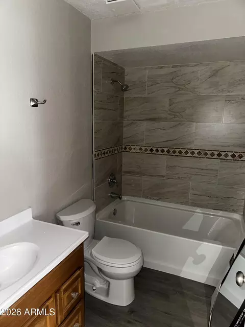 Bath - 217 E 21st St, Douglas, AZ 85607 photo 1 of 2