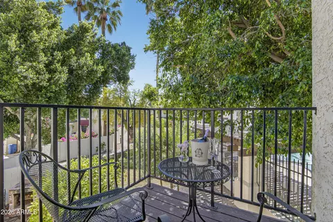 Exterior - 5019 E Siesta Dr #1, Phoenix, AZ 85044 photo 3 of 11