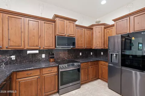 Kitchen - 6202 E Mckellips Rd #11, Mesa, AZ 85215 photo 2 of 4