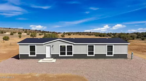 1496 E Whirlpool Dr, Paulden, AZ 86334