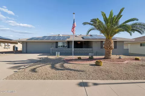 10520 W White Mountain Rd, Sun City, AZ 85351
