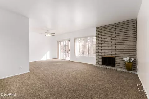 Living - 4901 E Magic Stone Dr, Phoenix, AZ 85044 photo 1 of 5