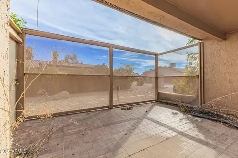 Exterior - 4901 E Magic Stone Dr, Phoenix, AZ 85044 photo 3 of 4