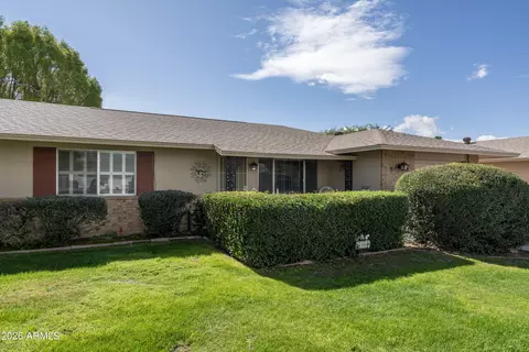 10007 W Pleasant Valley Rd, Sun City, AZ 85351