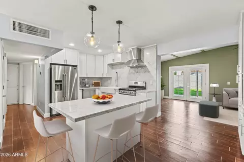 Kitchen - 4414 E Montecito Ave, Phoenix, AZ 85018 photo 3 of 3