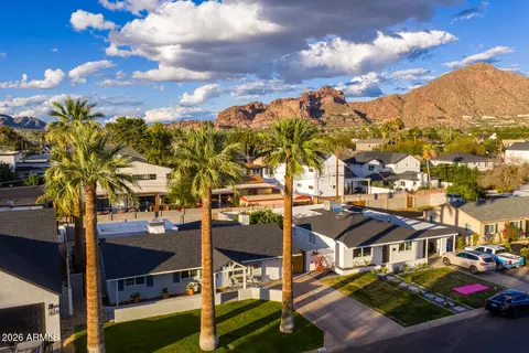 View/Area - 4414 E Montecito Ave, Phoenix, AZ 85018 photo 1 of 4