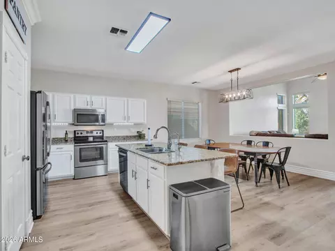 Kitchen - 3700 E Vallejo Dr, Gilbert, AZ 85298 photo 1 of 7