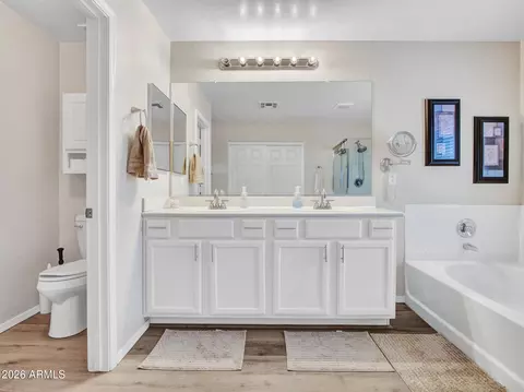 Bath - 3700 E Vallejo Dr, Gilbert, AZ 85298 photo 4 of 5