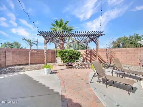 Exterior - 3700 E Vallejo Dr, Gilbert, AZ 85298 photo 11 of 15