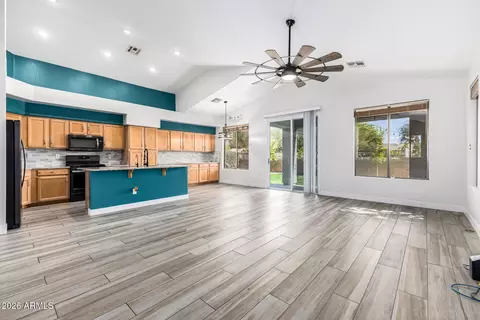 6527 W Tether Trl, Phoenix, AZ 85083 photo 5